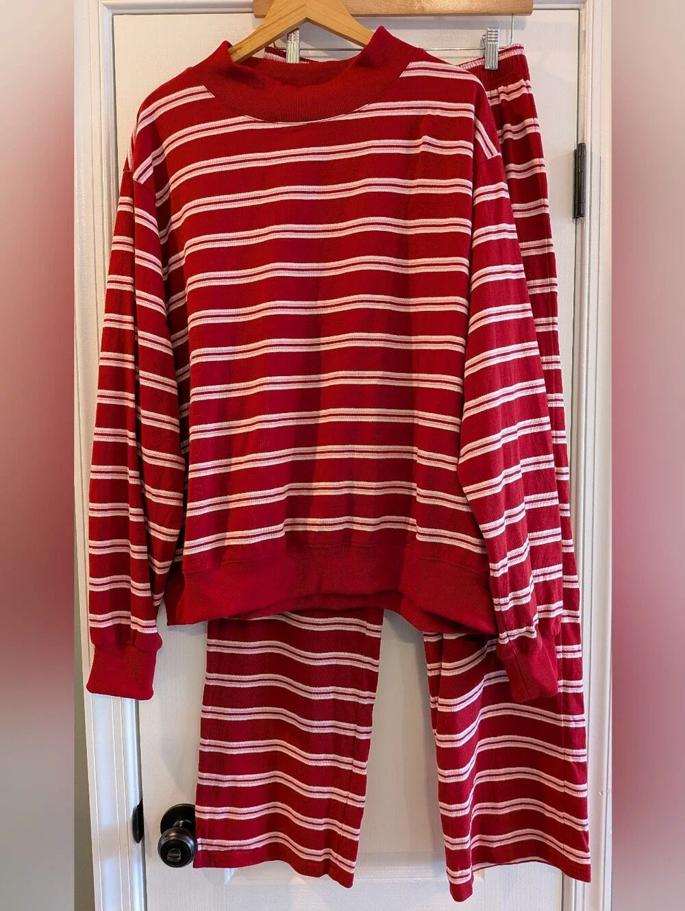 Parke Set Mockneck Sweatshirt & Pants Valentine’s Day Amour Stripes Sz L/XL & S
